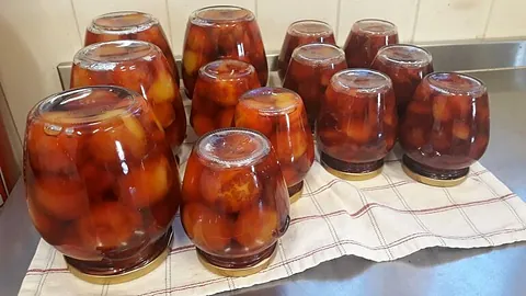 Herrmetiserte plommer